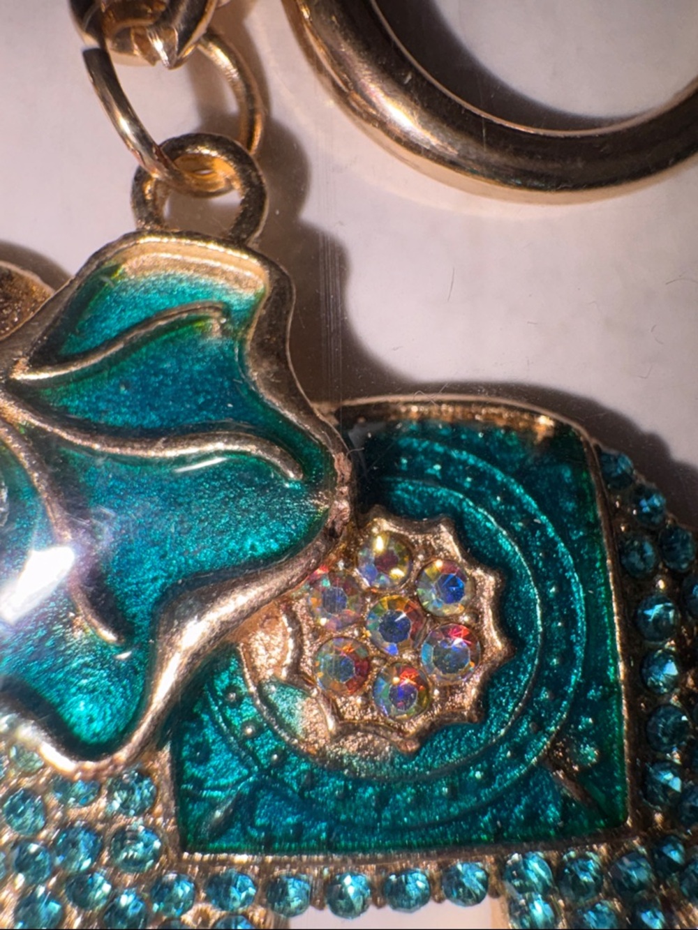 Mint Gold-Tone Teal & crystal Elephant Keychain Brand NEW - Picture 5 of 5